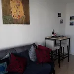 Beau T1 Calme En Centre Parking Terrasse * Tours