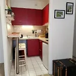 Beau T1 Calme En Centre Parking Terrasse Apartment *