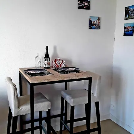 Beau T1 Calme En Centre Parking Terrasse Apartamento Tours
