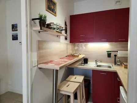 Apartamento Beau T1 Calme En Centre Parking Terrasse Tours