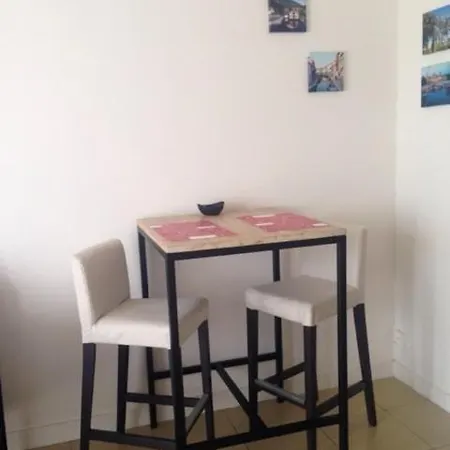 Beau T1 Calme En Centre Parking Terrasse Apartamento Tours