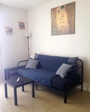 Beau T1 Calme En Centre Parking Terrasse Apartment
