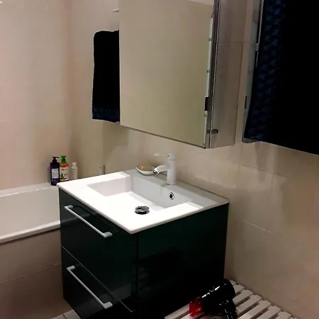 Apartment Beau T1 Calme En Centre Parking Terrasse Tours