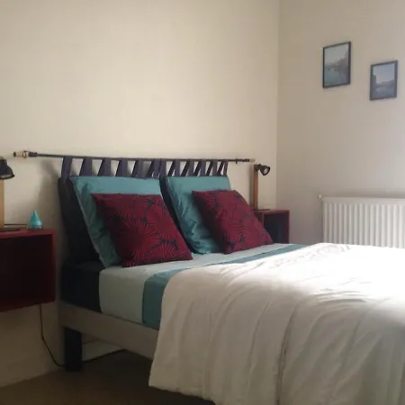 Beau T1 Calme En Centre Parking Terrasse Tours