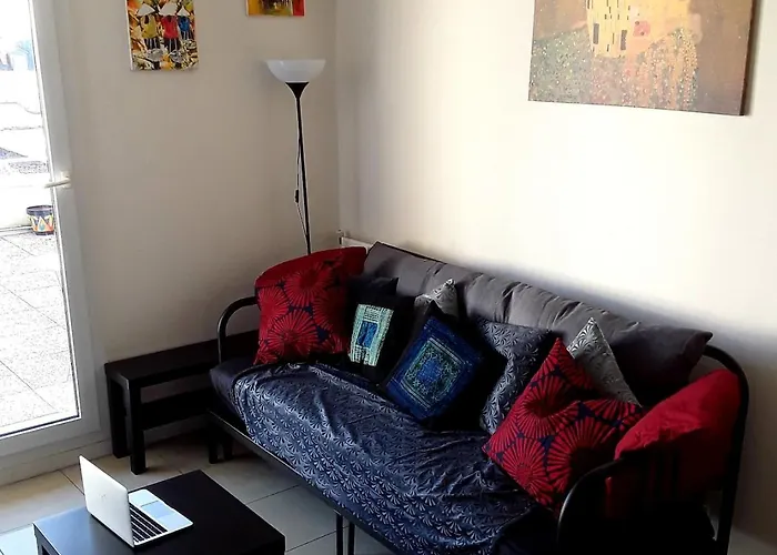 Beau T1 Calme En Centre Parking Terrasse *