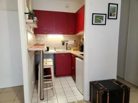 Beau T1 Calme En Centre Parking Terrasse Apartment *